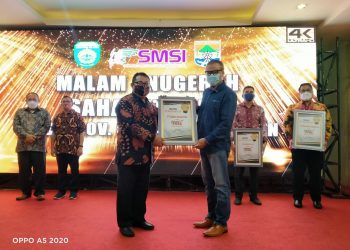 PTBA Terima Penghargaan Sahabat Pers dari SMSI