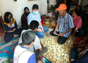 PTBA Salurkan Bantuan Kepada Korban Kebakaran di Desa Pulau Panggung