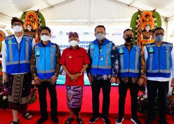 PT Bukit Asam Bersama PT Jasa Marga Groundbreaking PLTS di Jalan Tol Bali Mandara
