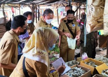 Hasil Sidak Dinas Perdagangan OKI Temukan Makanan Berformalin