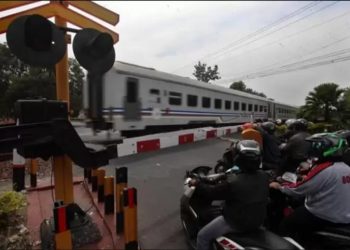 PT KAI DIVRE III Palembang Ajak Masyarakat Waspada Perlintasan KA