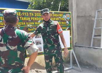 Penuhi Permintaan Warga, Danramil 404-08 Rambang Lubai Spontan Bantu Kipas Angin untuk TPA