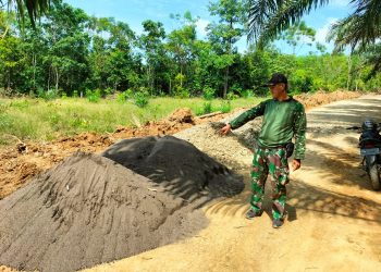 Satgas TMMD Ke-113 Kodim Muara Enim Lanjutkan Pembuatan Pladeker ke-3