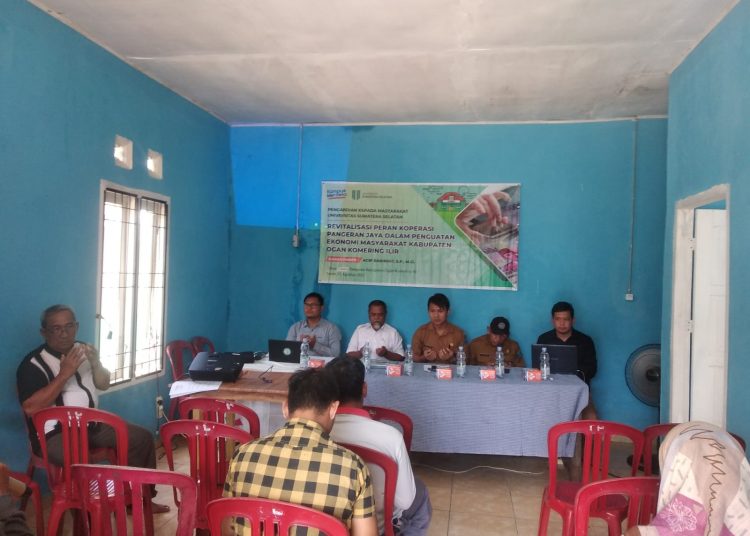 Pengabdian kepada Masyarakat, USS Lakukan Sosialisasi dan Pembinaan Koperasi