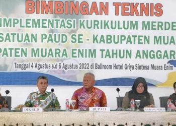 Beri Pemahaman Kurikulum Baru, PJ Sekda Muara Enim Buka Bimtek Implementasi Kurikulum Merdeka