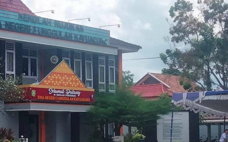 Jual Buku di SMAN 3 Kayuagung, Pihak Sekolah : Dana BOS tak Bisa Cover Semua Pembelian Buku