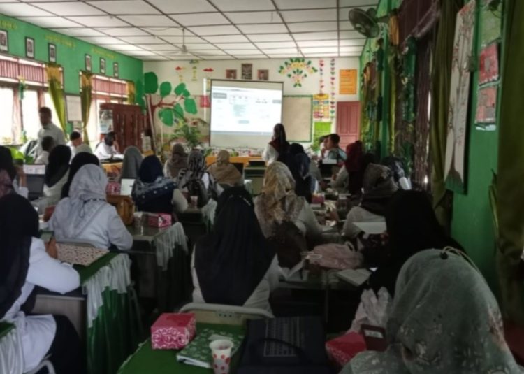 Dinas Pendidikan Muara Enim Gelar Sosialisasi Pembuatan Akun Sekolah