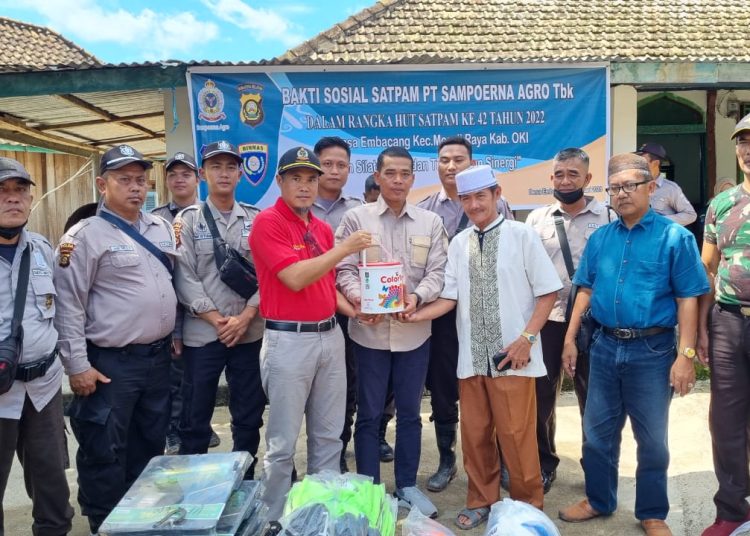 Peringati HUT Satpam Ke-42, Tim Security dan CSR PT Sampoerna Agro Adakan Bhakti Sosial
