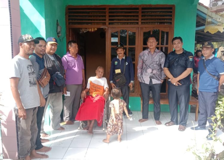 Peduli Korban Kebakaran, FK BPD Kecamatan Muara Enim Salurkan Bantuan