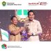 Pemkab Muara Enim Terima Piala UHC Award dari Mendagri