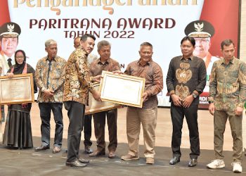 Komitmen Lindungi Pekerja, PTBA Diganjar Penghargaan Paritrana Award
