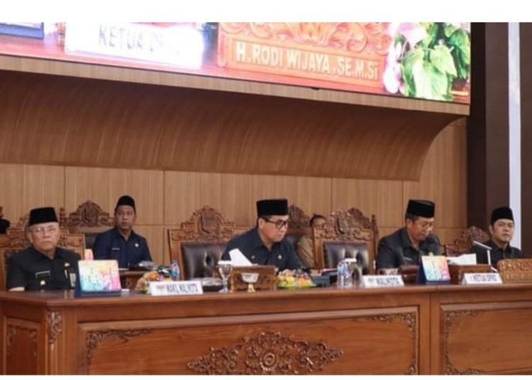 Wako Lubuklinggau sampaikan Raperda LPJ ABPD Tahun 2022