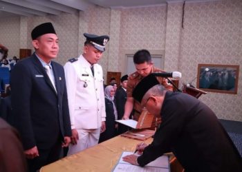 Wawako Lantik Pejabat Struktural, Pengawas dan Kepala Puskesmas Pemkot Lubuklinggau