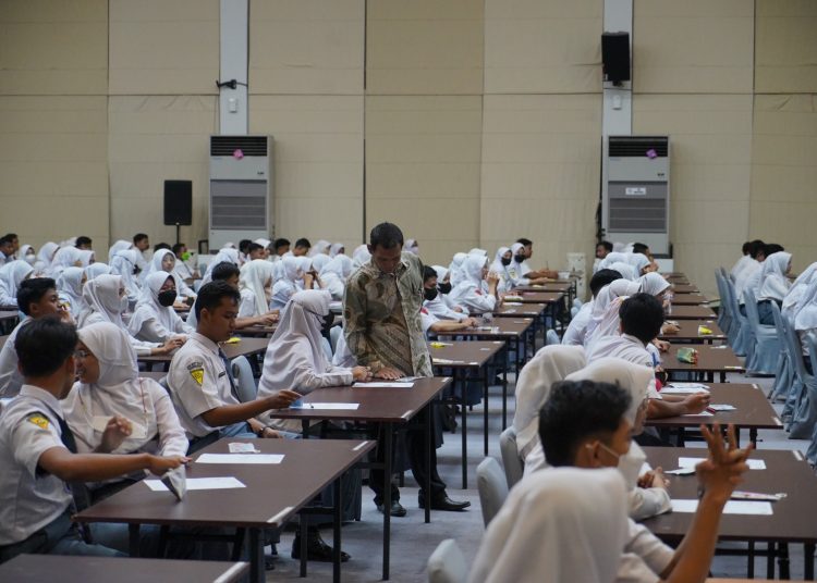 PTBA Gelar Tes Akademik untuk 281 Calon Penerima Beasiswa Bidiksiba