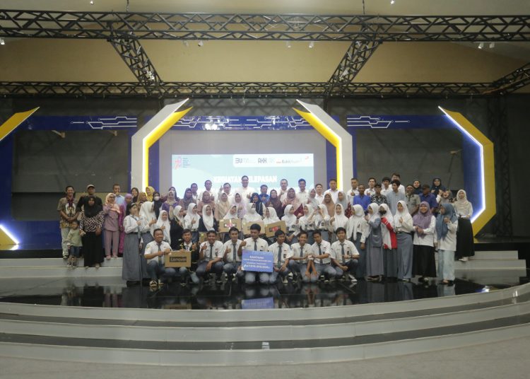 50 Pelajar Penerima Beasiswa dari Bukit Asam (PTBA) Mulai Kuliah