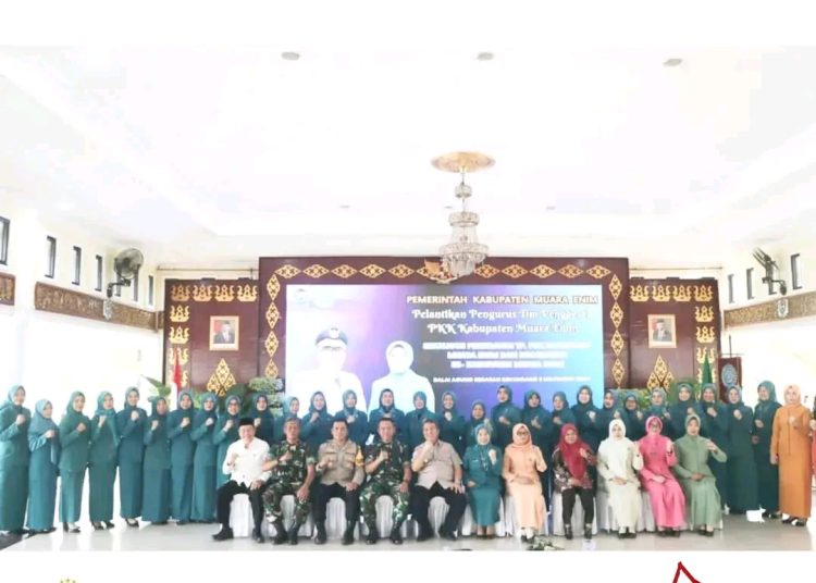 Pengurus TP PKK Kabupaten Muara Enim Resmi Dilantik