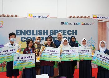 Dukung Kemampuan Akademik Pelajar, Bukit Asam Hadirkan Lomba Cepat Tepat dan Speech Competition