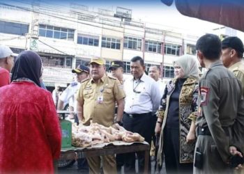 Jelang Lebaran, Pj Wako Lubuk Linggau Sidak ke Pasar dan Stasiun KAI