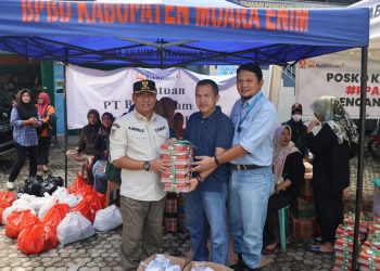 Bukit Asam (PTBA) Salurkan Bantuan untuk Korban Banjir di Lawang Kidul
