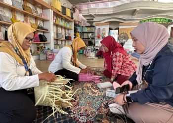 Tingkatkan Kompetensi UMK Binaan, Bukit Asam (PTBA) Ajak SIBA Rajut Belajar ke Pati