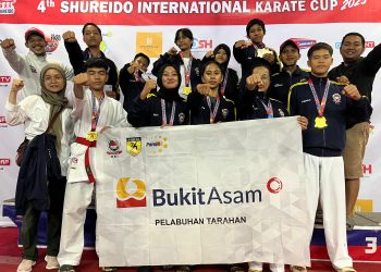 Tim Karate Binaan Bukit Asam Raih 13 Medali di Kejuaraan Internasional