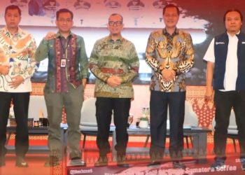 Dukung Inovasi Kopi Semende, Bupati Muara Enim Raih Penghargaan Sripo-Tribun Sumsel