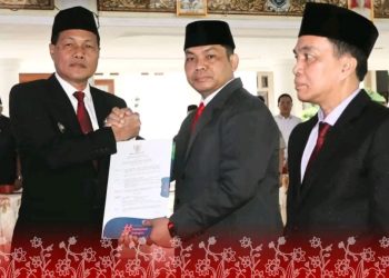 Bupati Muara Enim Lantik Kepala Satpol PP dan Kepala Dinas PMD