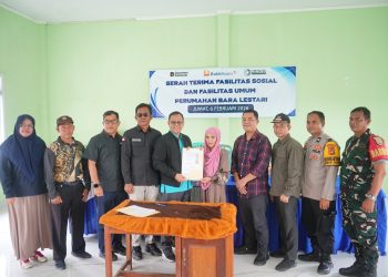 Dukung Permukiman Layak dan Tertata, PTBA Serahkan Fasos dan Fasum