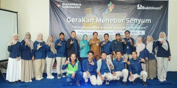 Sambut HUT ke-45, PTBA Kolaborasikan Bantuan Pangan dan Edukasi Gizi Pola Makan Sehat