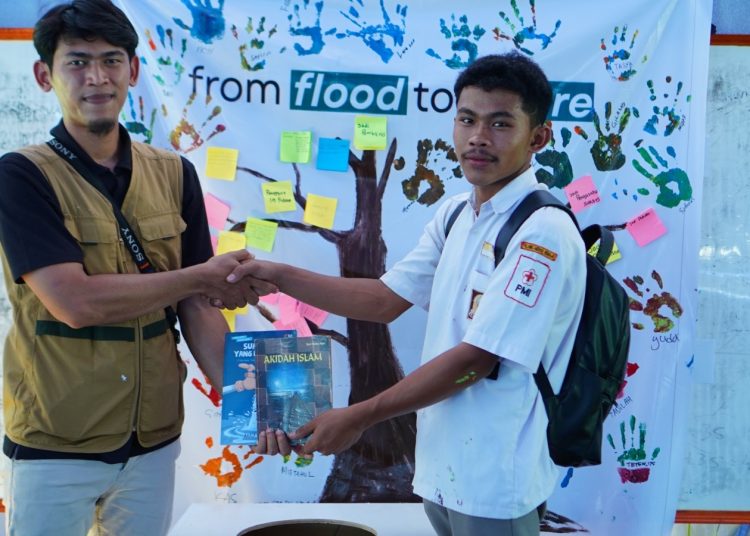 PTBA Perkuat Pemulihan Psikologis dan Sarana Pendidikan Pascabanjir Sumatera